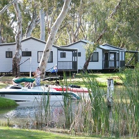 Cohuna Waterfront Holiday Park מראה חיצוני תמונה